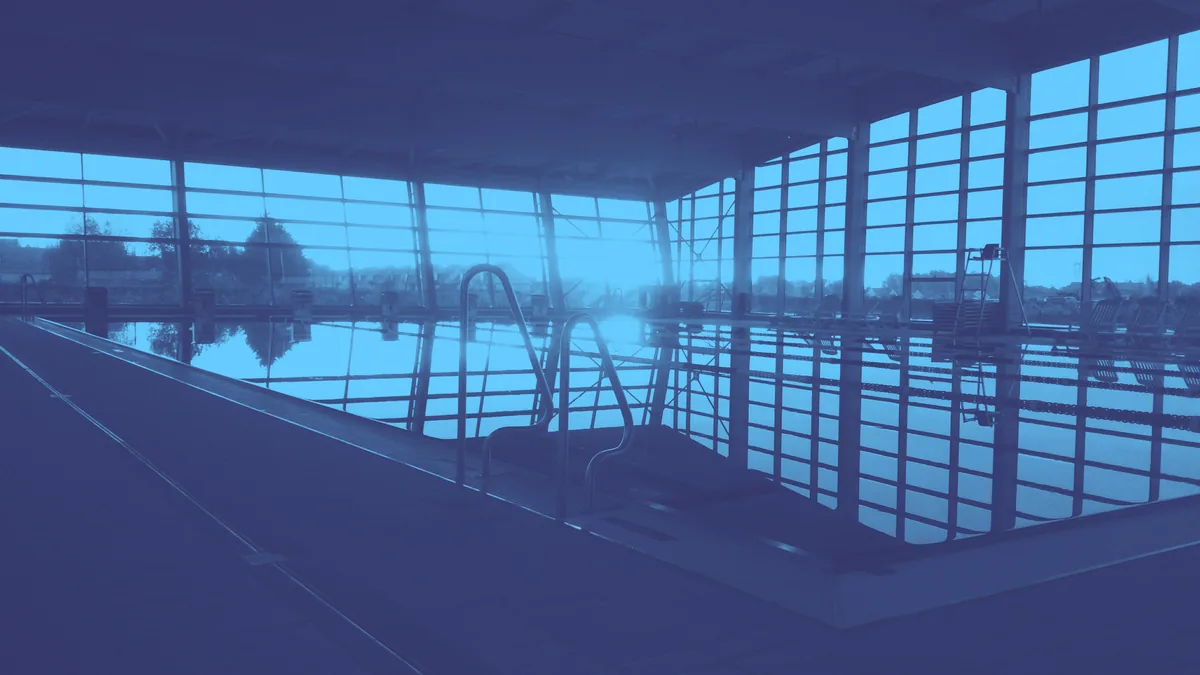 Photo de PISCINE IRIS