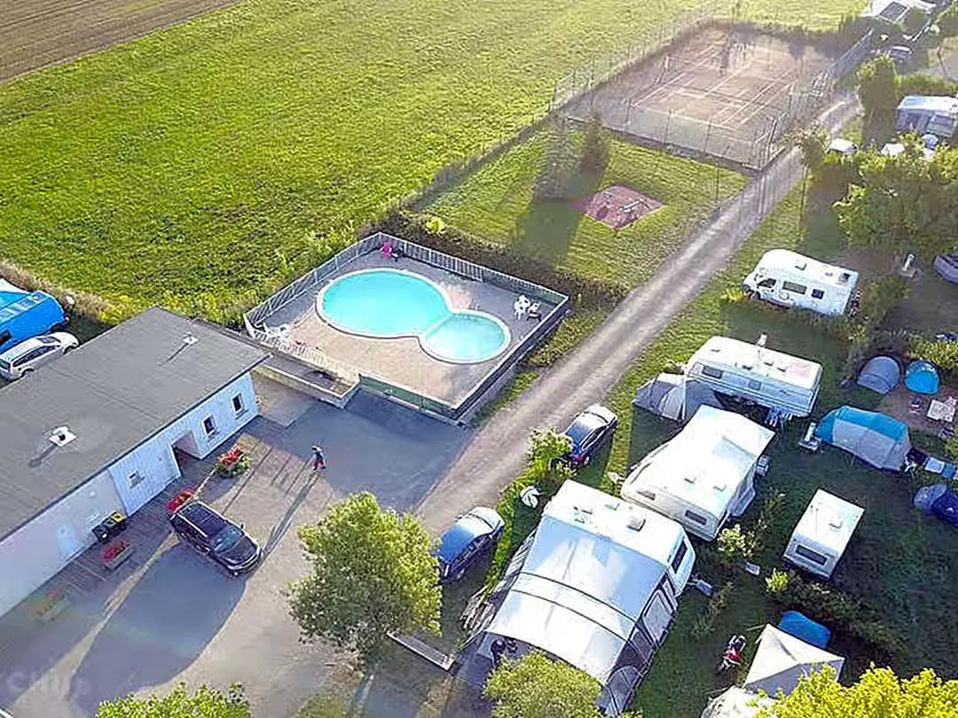 Photo de Camping du Lac de Villegusien