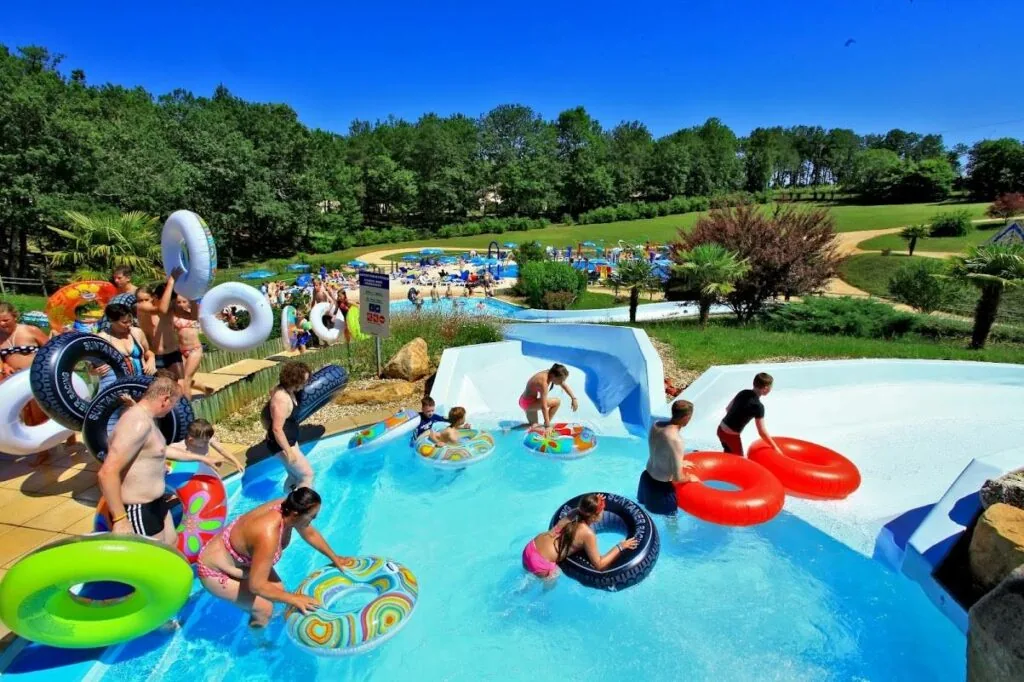 Photo de COMPLEXE TOURISTIQUE SAINT AVIT LOISIRS