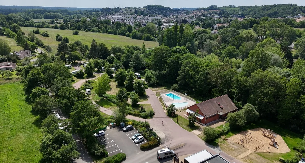 Photo de Camping Le Pont Romain - Onlycamp