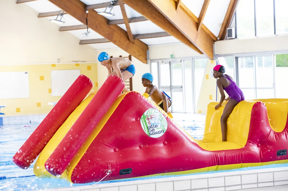 Photo de COMPLEXE SPORTIF ROLAND RABARTIN