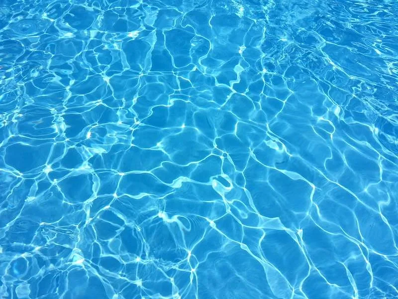 Bassin en accès libre piscine l'Agora