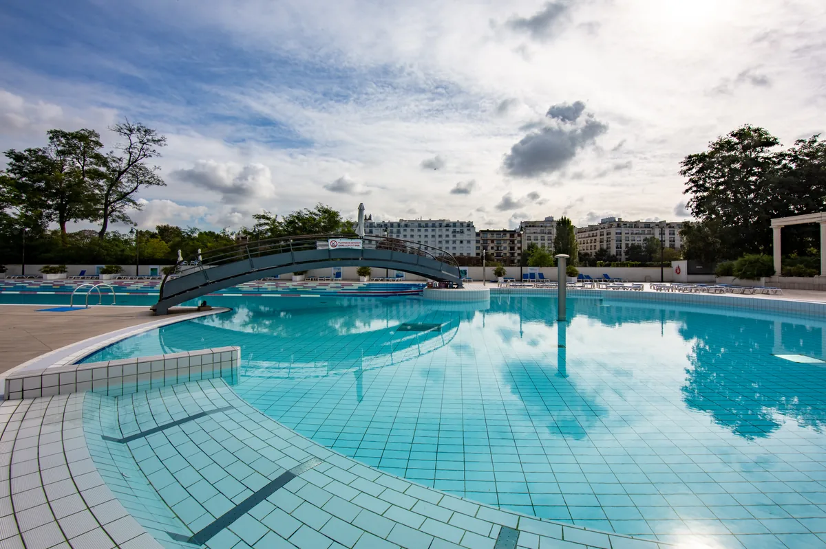 Bassin extérieur, Palais des Sports de Puteaux