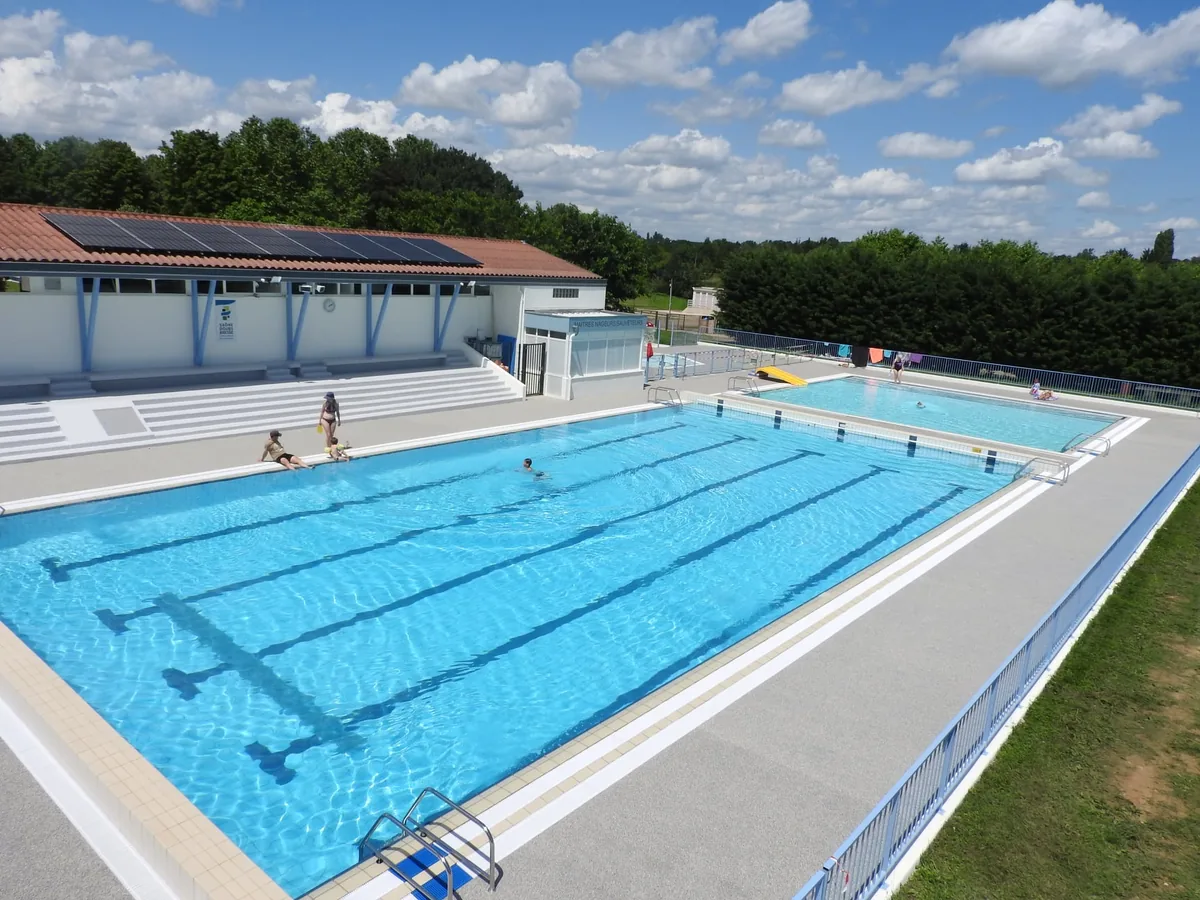 Photo de Complexe nautique et multisport Le Pré