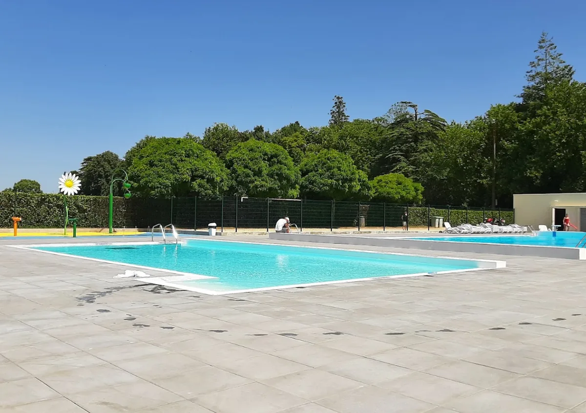 Photo de Piscine communautaire Aquaval
