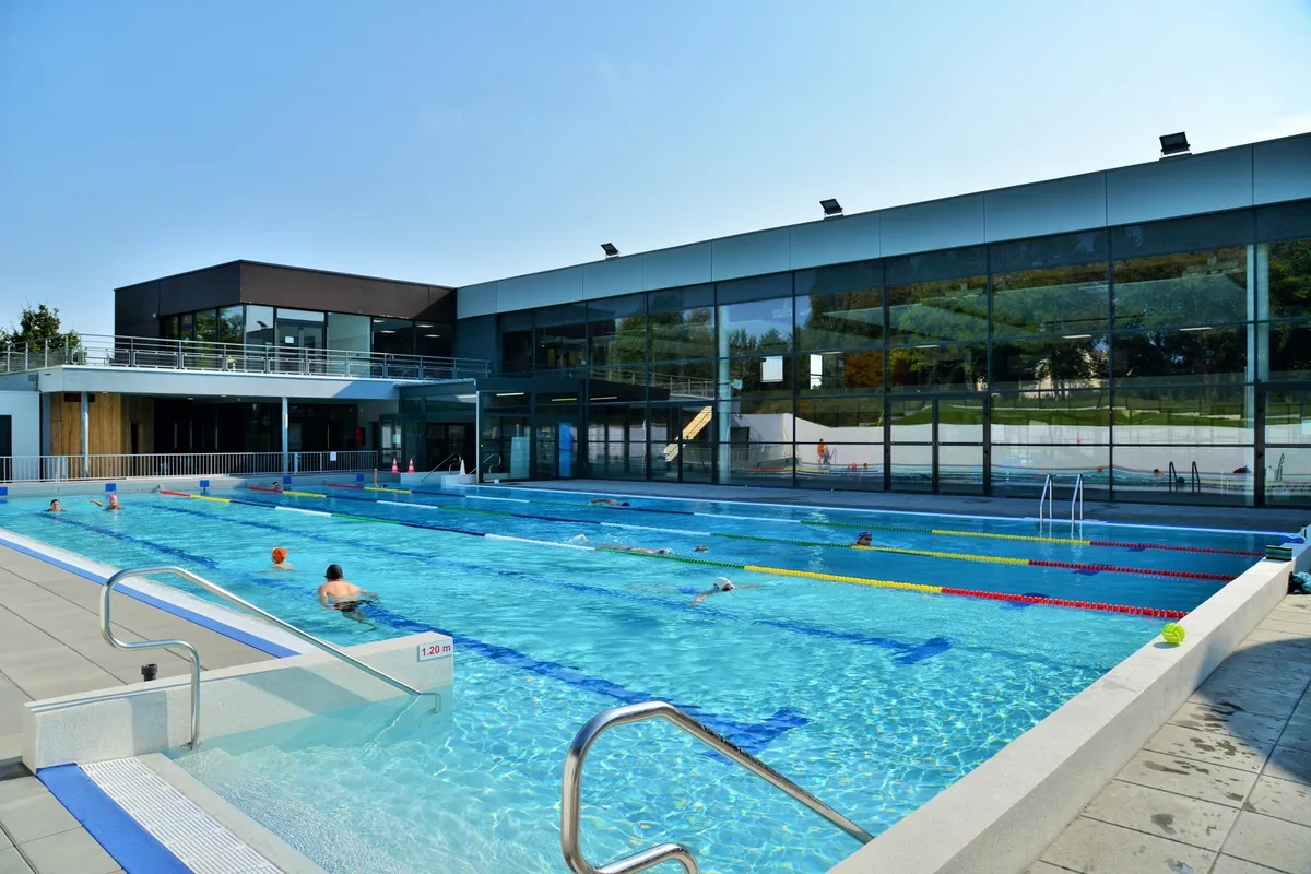 Photo de Piscine des gayeulles