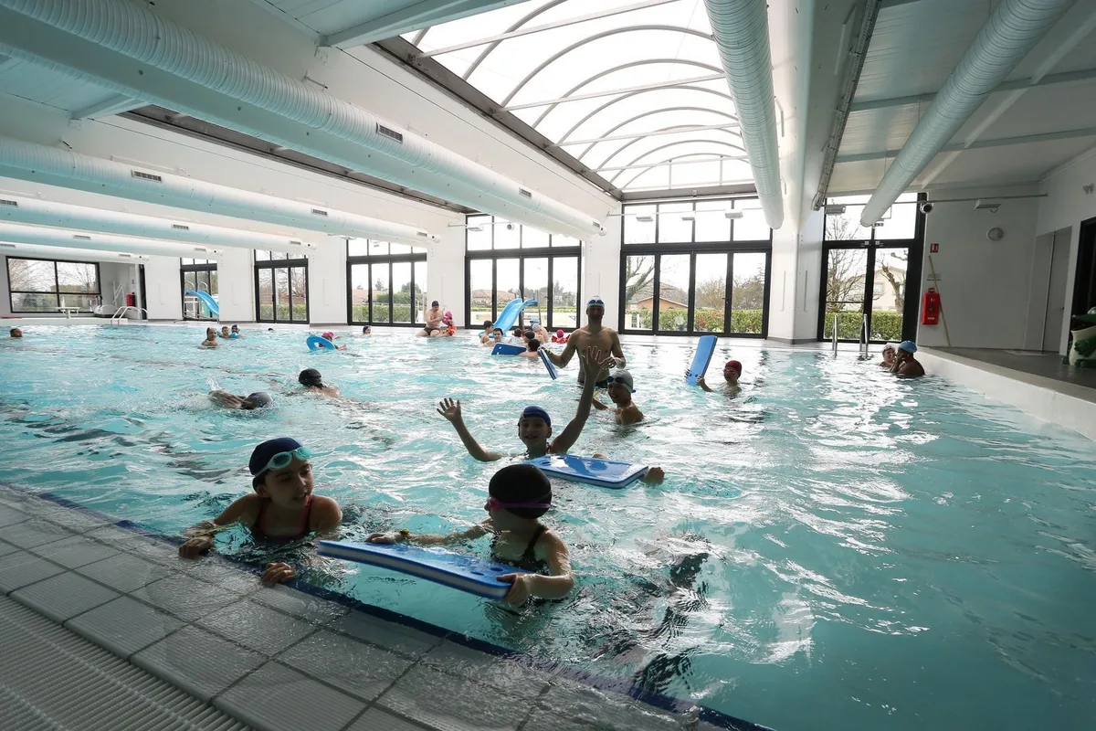 Photo de PISCINE INTERCOMMUNALE