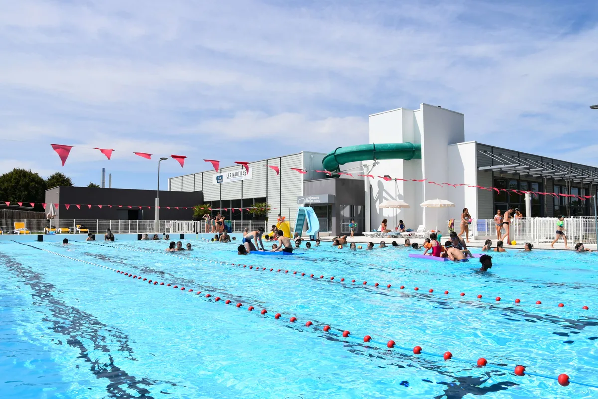 Photo de Piscine LES NAUTILES