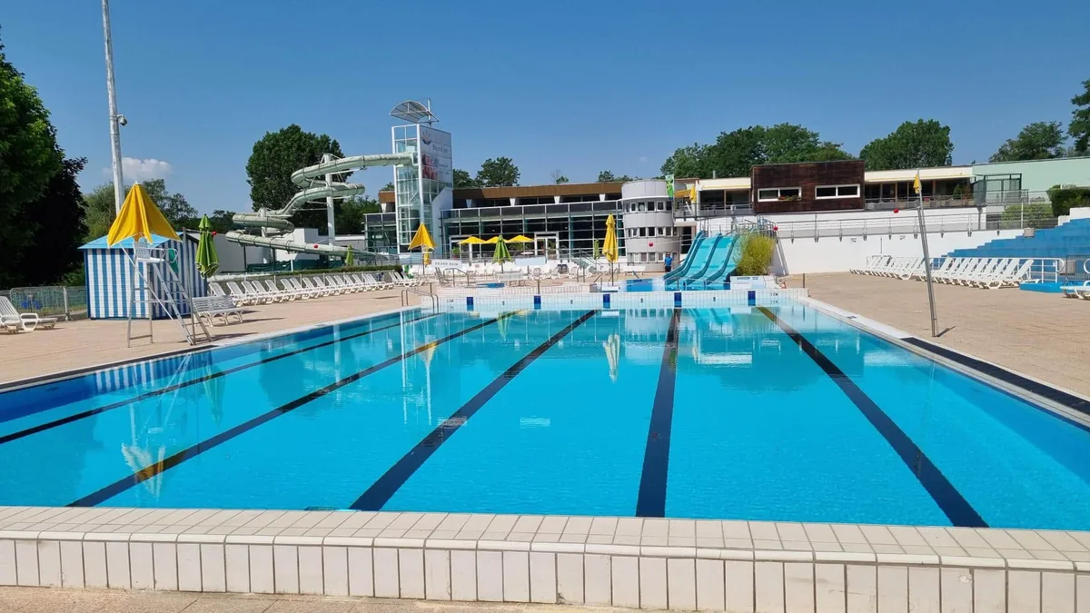 Photo de Piscine municipale "Aquagliss"