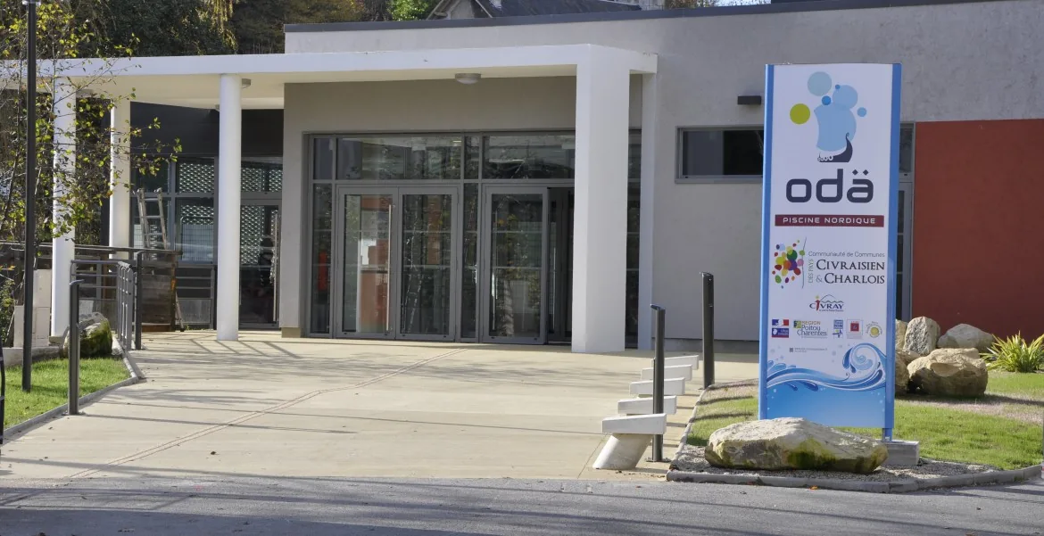 Photo de PISCINE MUNICIPALE
