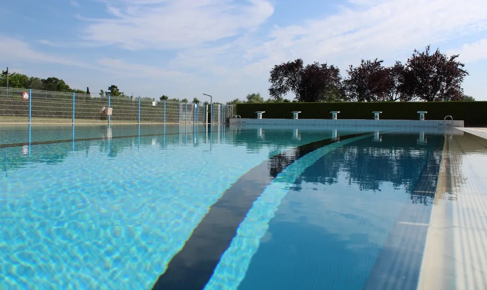 Photo de Piscine municipale du Marin