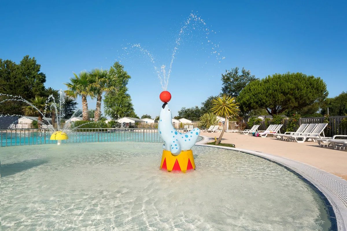 Photo de Piscine Camping Yelloh Village Plage